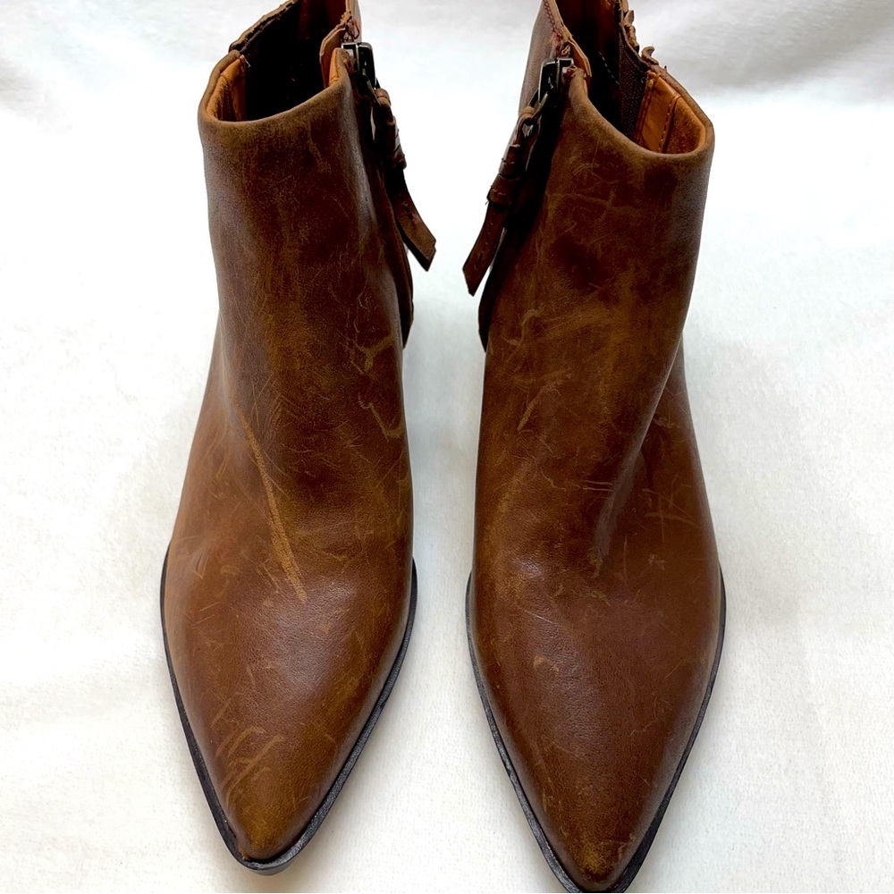 Franco Sarto A-Spur women’s camel distressed booties boot size 7M leather upper
